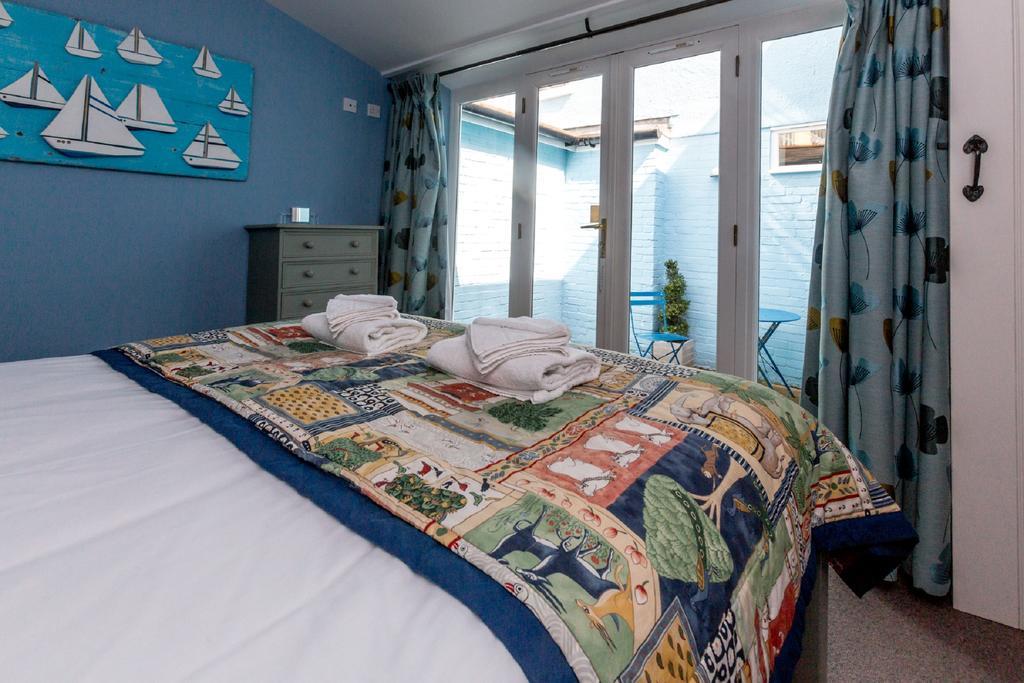 Waterfront Cottage Алдебург Екстериор снимка